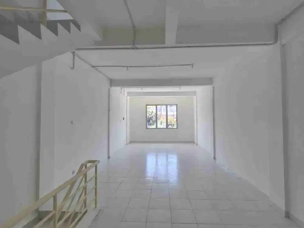 DISEWAKAN RUKO 3 LANTAI JALAN PASAR KEMBANG SURABAYA PUSAT