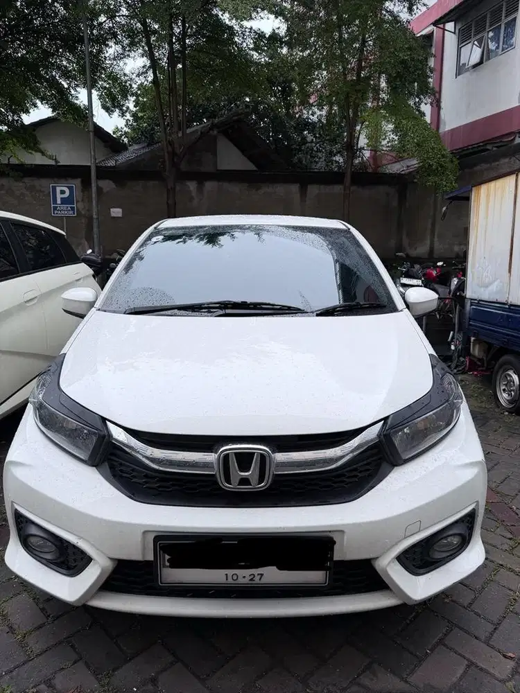 BRIO SATYA 1.2 E CVT 2022 - Tangan pertama lecet pemakaian