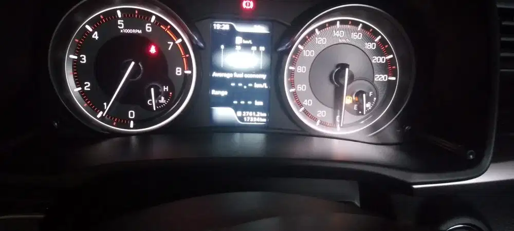 Suzuki XL7 2023 Bensin