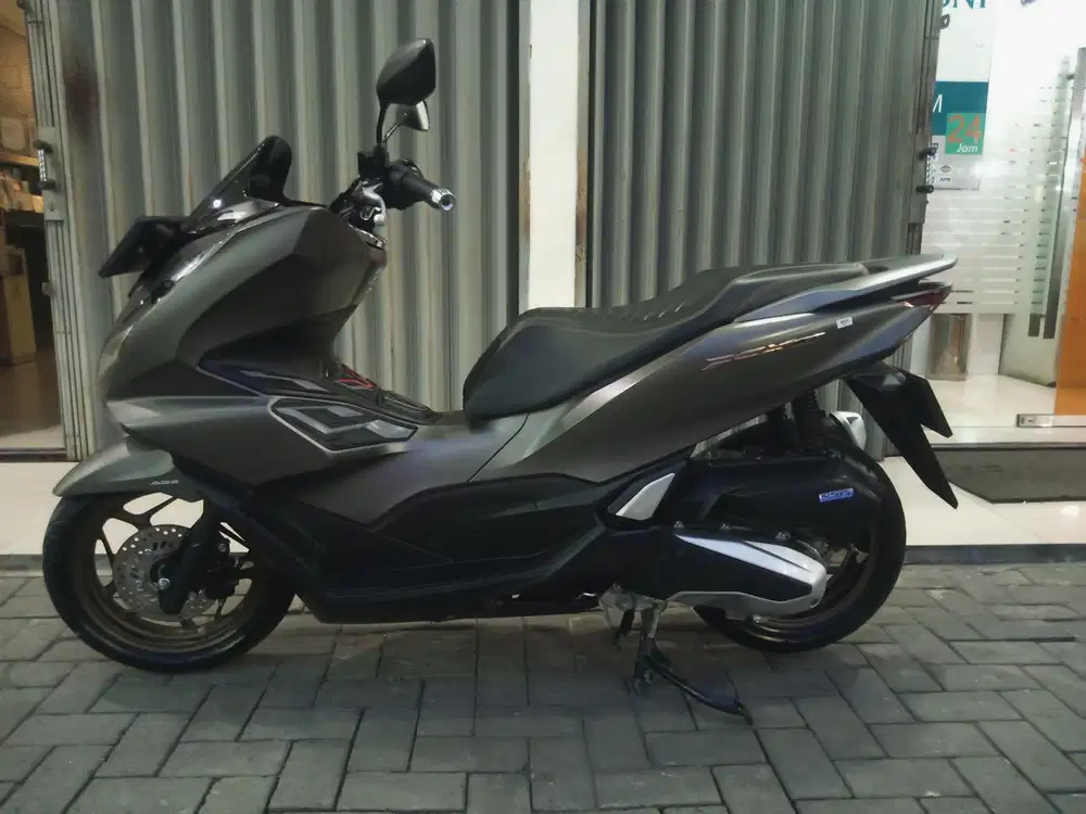 Honda PCX ABS 2024 coklat matebrown