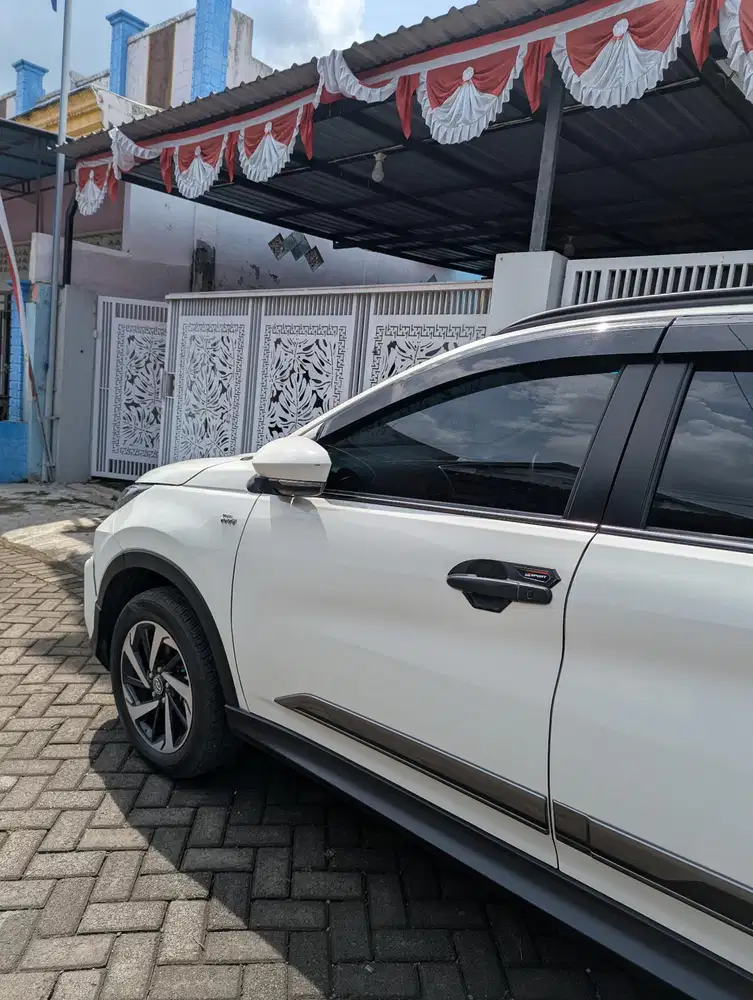 Toyota Rush 2023 Bensin TANGAN PERTAMA ATAS NAMA SENDIRI ISTIMEWA POL