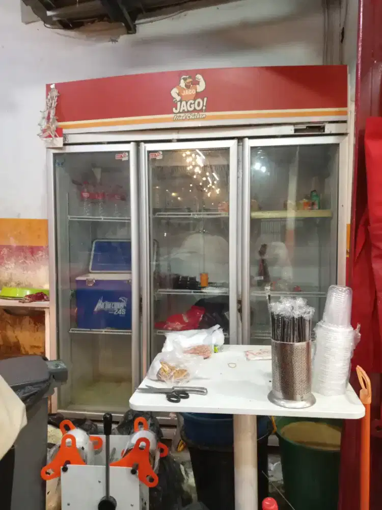 Shokes bekas masih bagus Tiga pintu