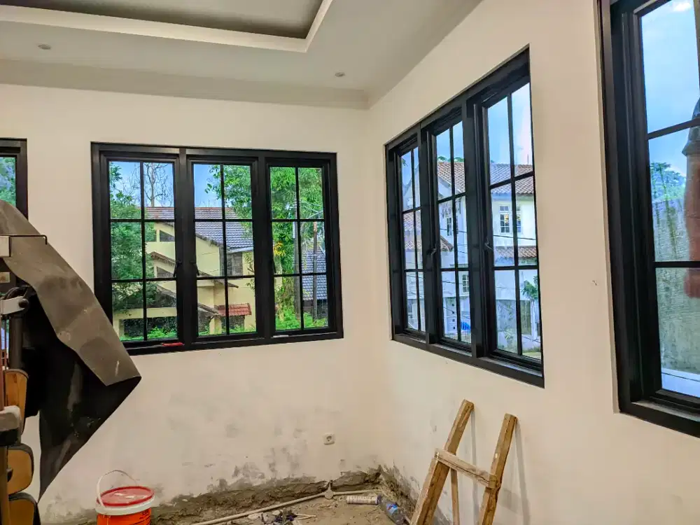 Tukang aluminium kaca