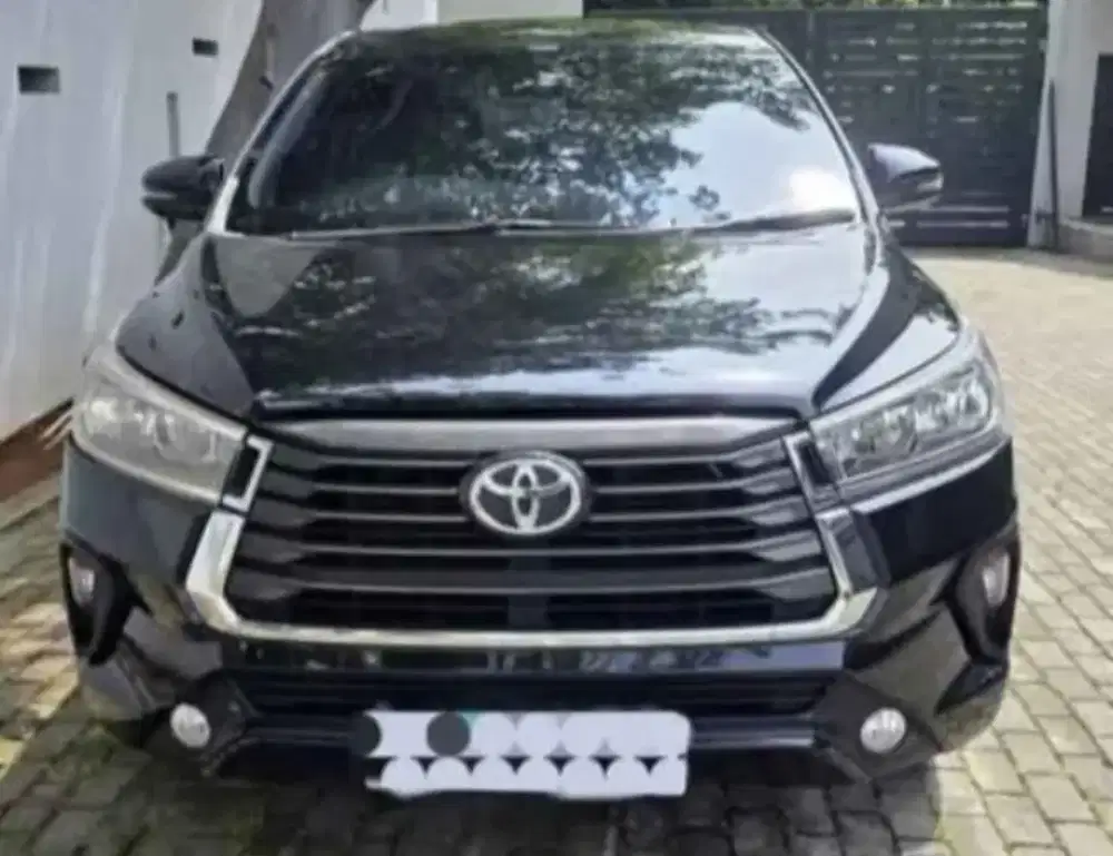 Dijual Innova Reborn