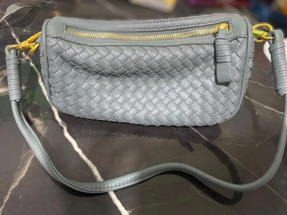 Tas shoulder harga bersahabat