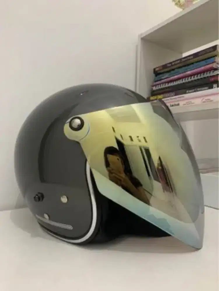 Helm size L , harga 170 pas lokasi bogor cilebut