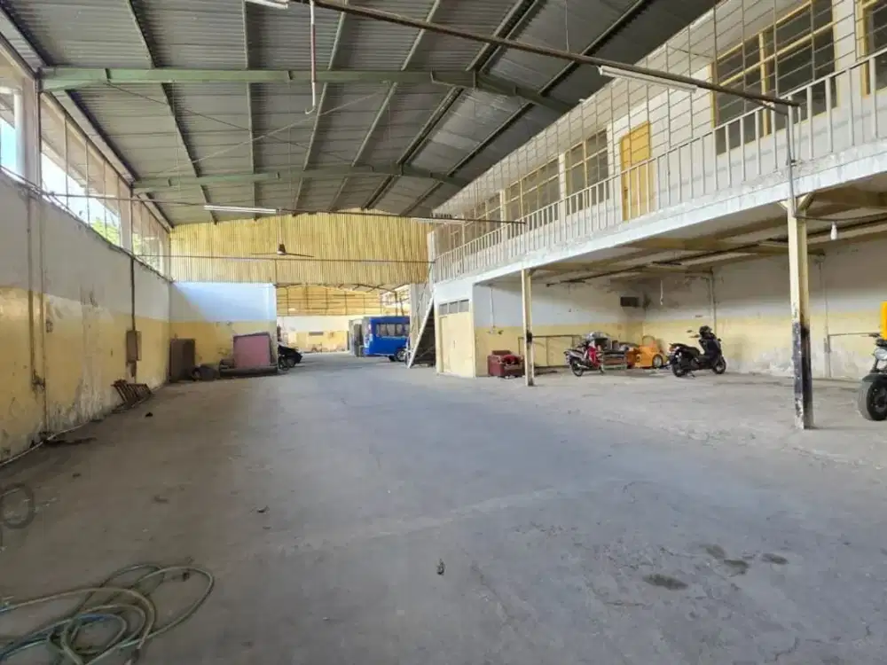 Gudang Strategis Siap Pakai di Sudirman Bandung