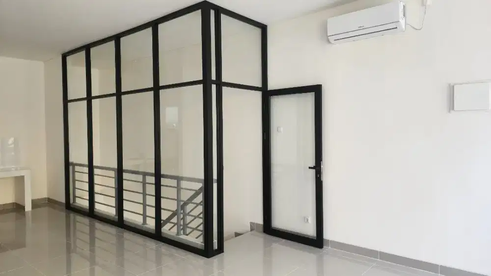 Jasa tukang kaca,pintu,jendela, partisi gypsum dll