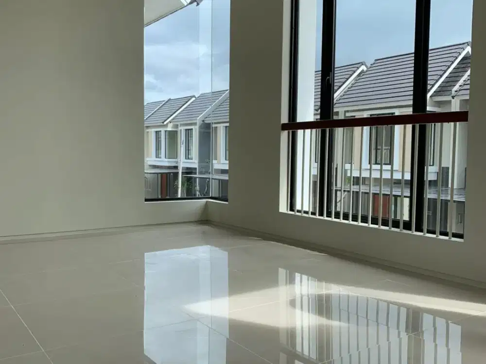 RUMAH 2 LANTAI SIAP HUNI DI NORTHWEST HILL NH SURABAYA BARAT