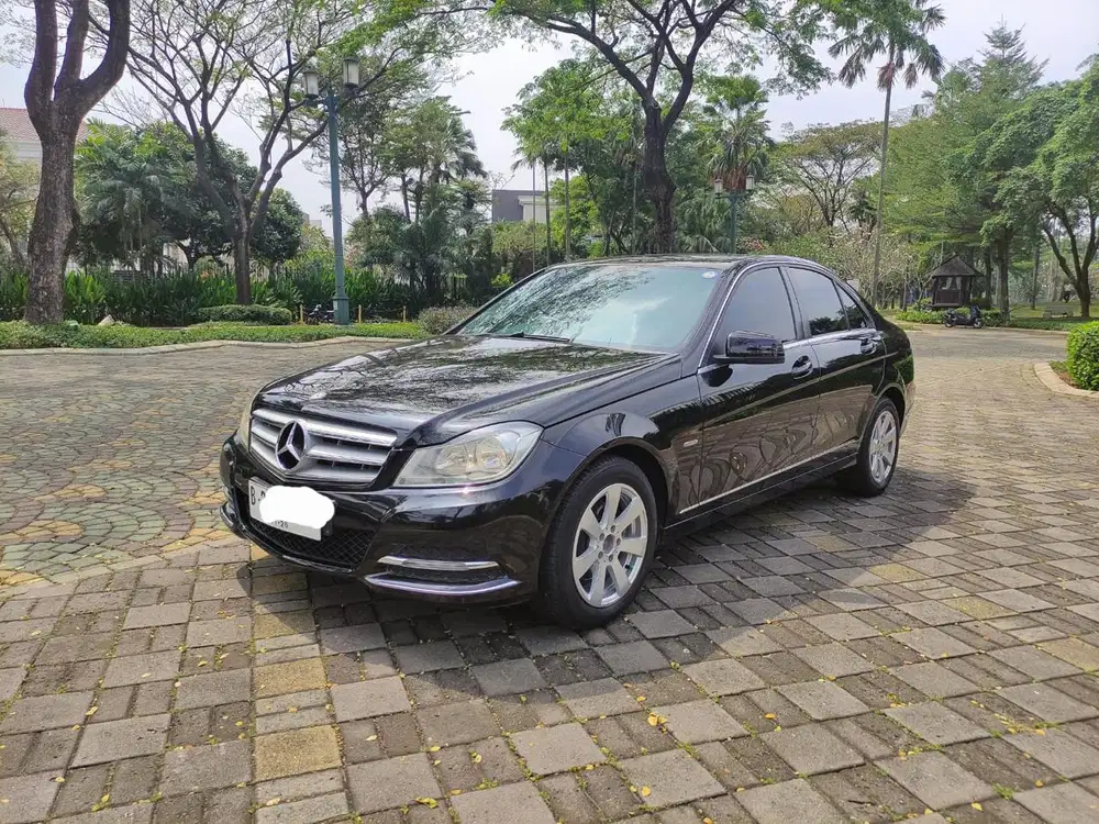 Mercedes-Benz C200 CGI 2011 (w204)