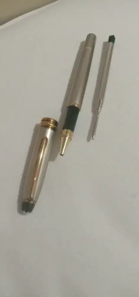 Pulpen Montblanc Meisterstuck.