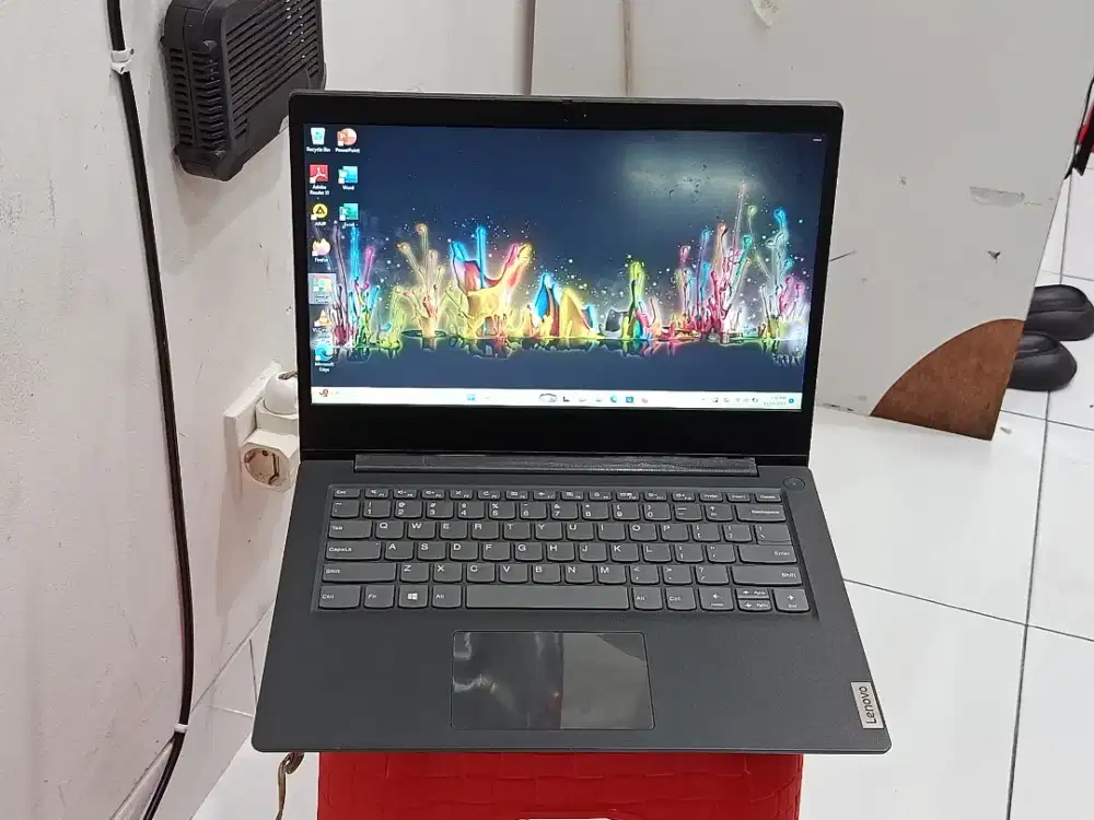 Laptop Lenovo ideapad Slim 3 Processor Celeron N4020 Ram 4GB SSD 256GB