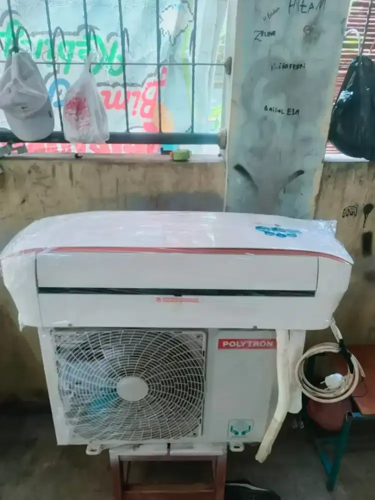 Jual AC secon  merek Politron 1/2pk AC dingin mantap
