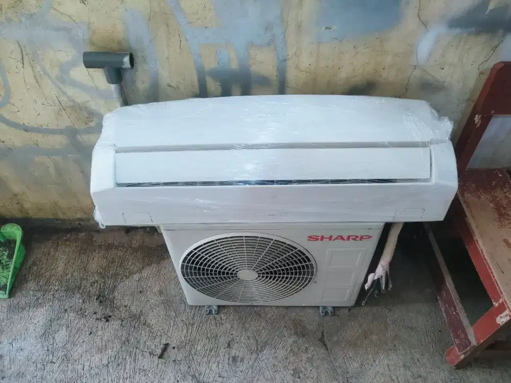Jual AC secon merek Sharp 1/2pk AC dingin mantap