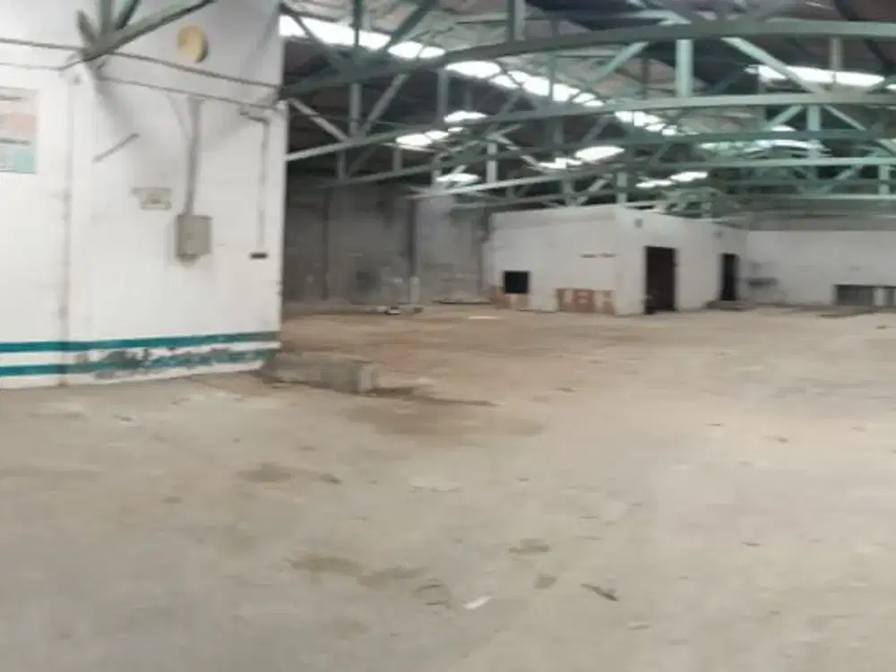 Di Jual gudang Komersil dan Strategis di Daan Mogot