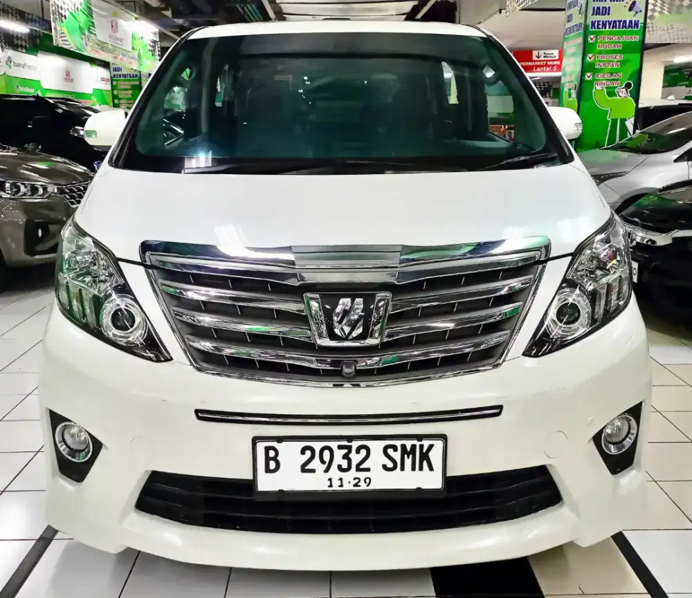 Toyota Alphard SC Premium Sound CBU Heater Seat 2014 Putih Matic / AT