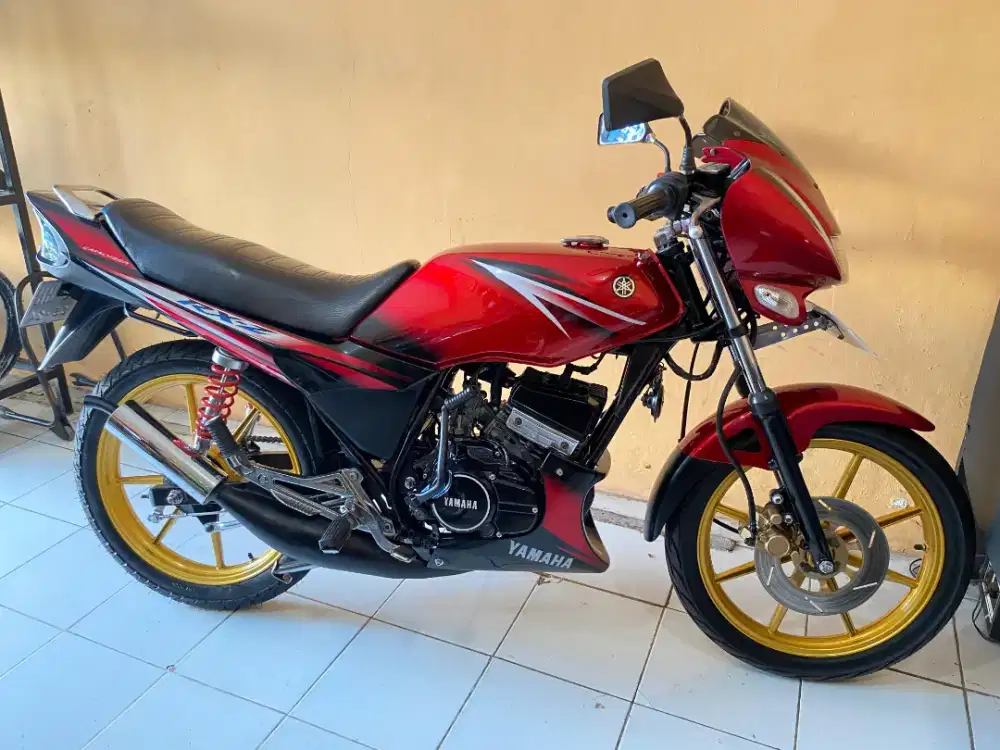 YAMAHA RXZ  135