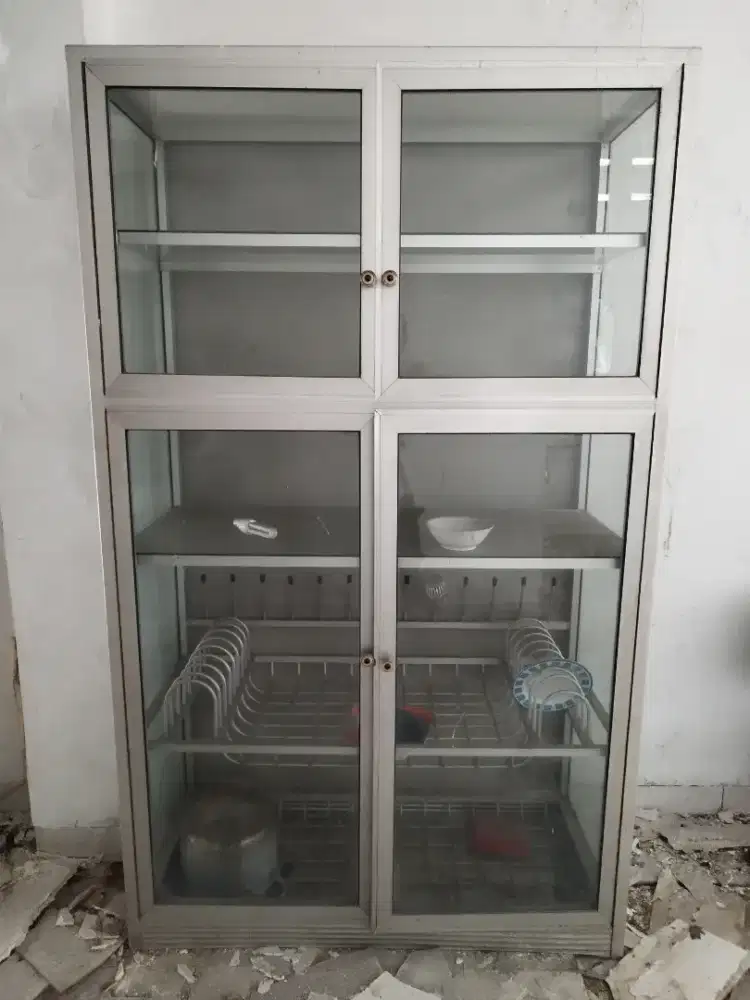 Lemari Makan Alumunium Kaca