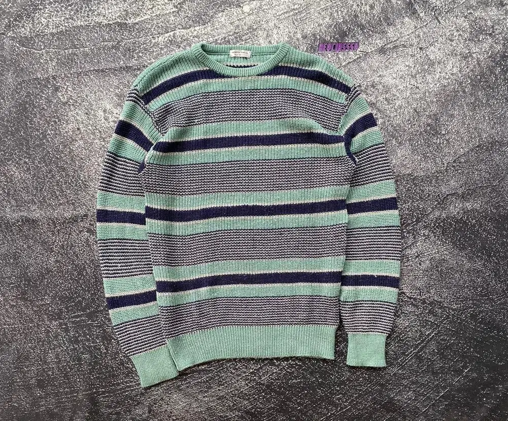 Knitwear rajut salur north field