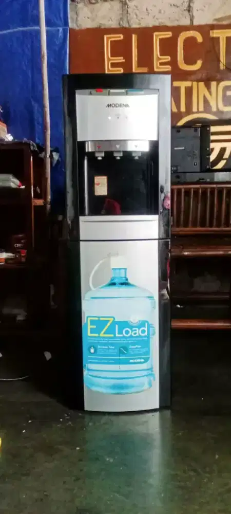 Dispenser Modena type DD66L bekas