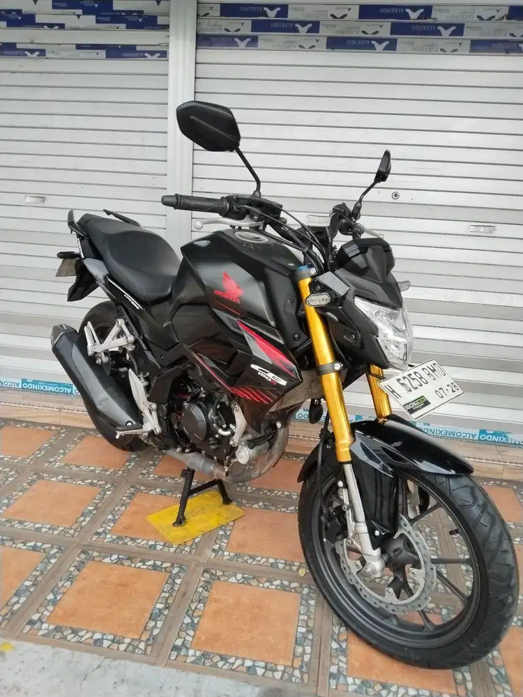 New cb-150R tangan pertama