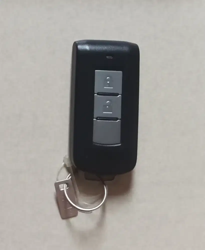 Kunci Mobil Ori Keyless imoblizer ex Nissan