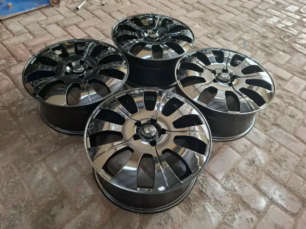 Velg R18 Innova Reborn Zenix Venturer Camry Hilux Rangga Alphard Voxy