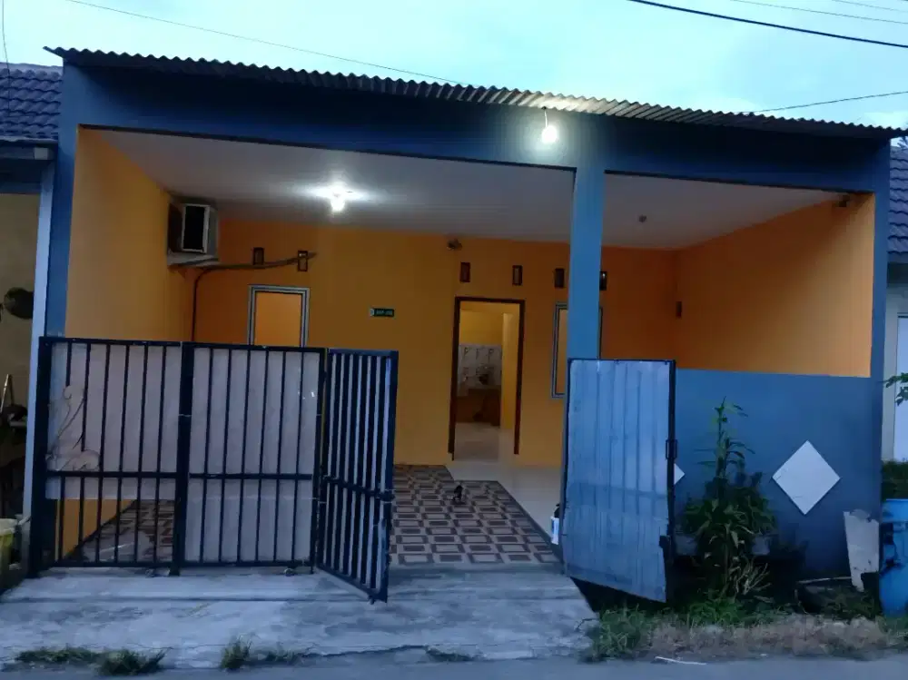 DISEWAKAN RUMAH TAHUNAN BEBAS BANJIR SAMPING EJIP