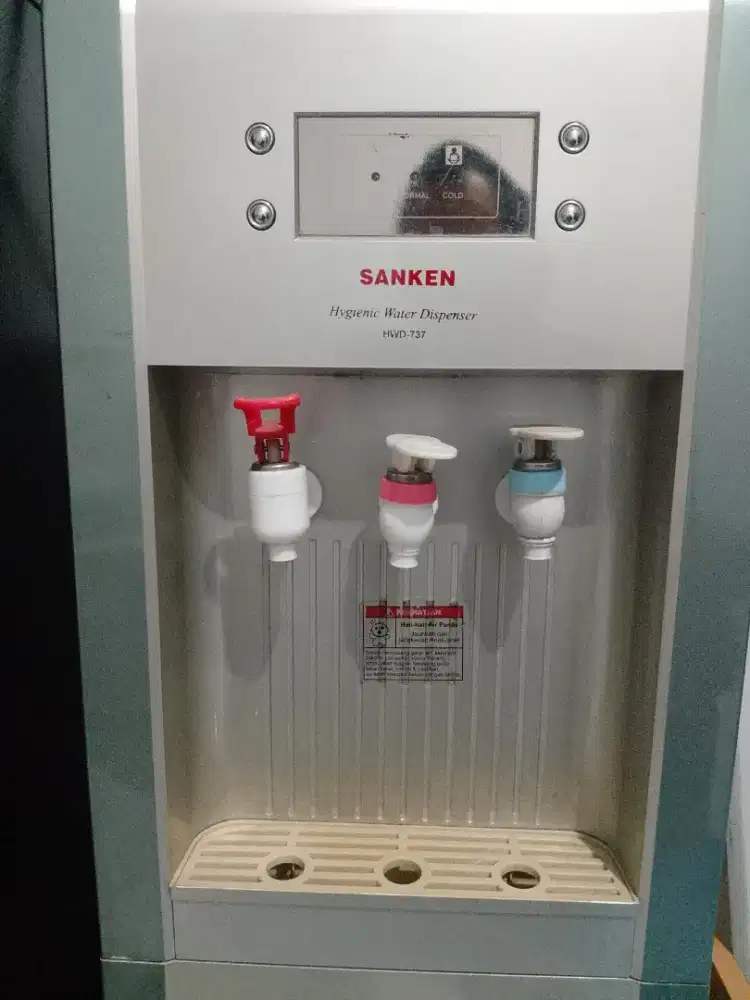Dispencer Merek Sanken