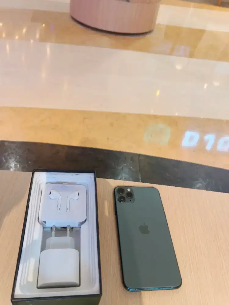 Iphone 11 pro max 256gb cocok baru