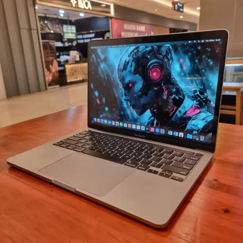 Macbook Pro 13 inch , M1 2020