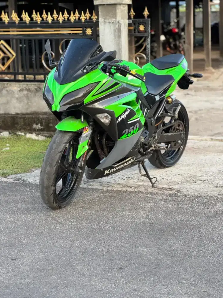 Cari ninja fi 250 seputaran jaktim