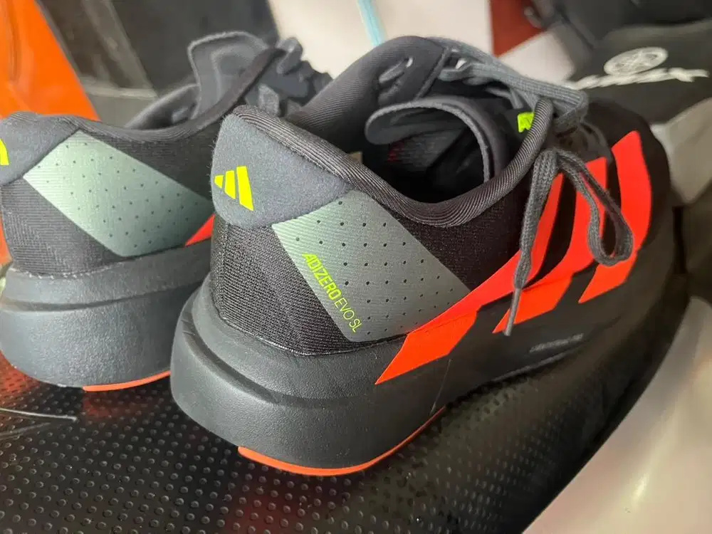 Adidas adizero on cloud monster