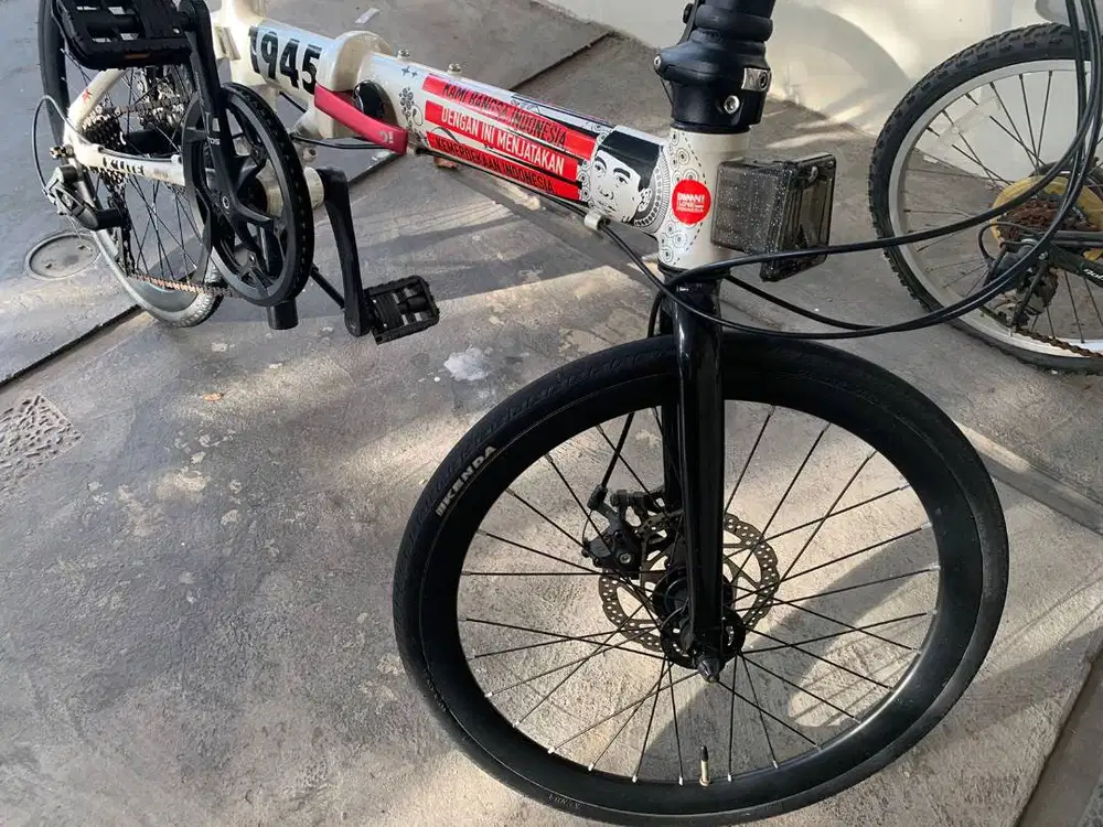 Sepeda lipat aniversarry indonesia