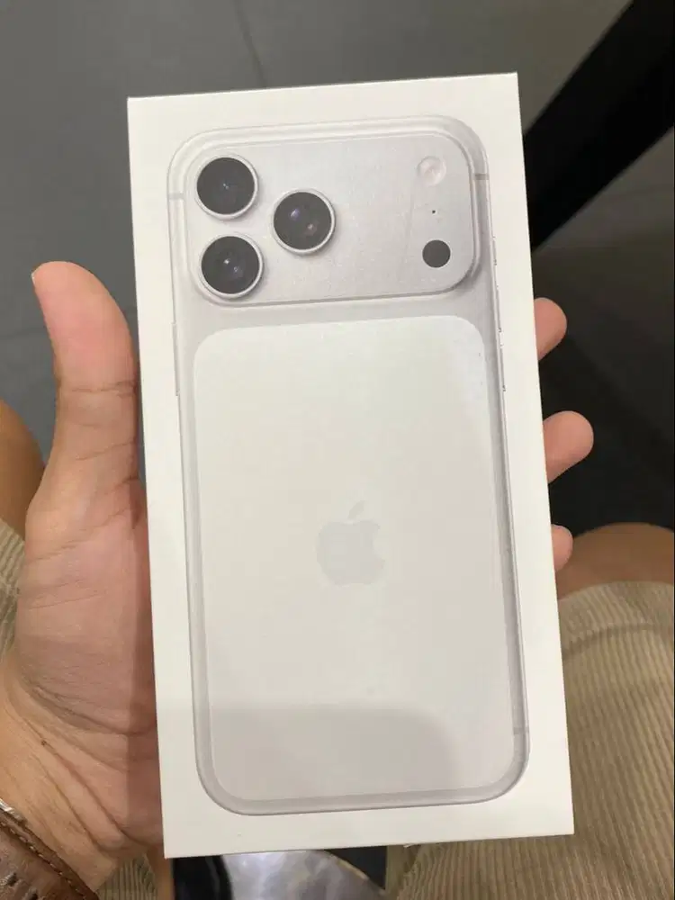 Iphone 17 Pro Max Silver 256gb (BNIB IBOX)
