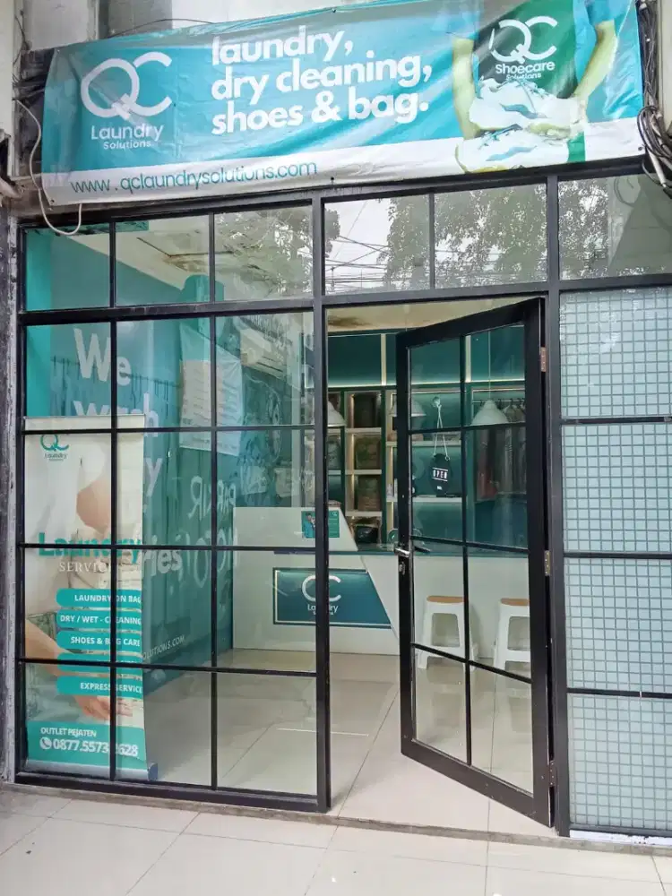 Staff Laundry Sepatu