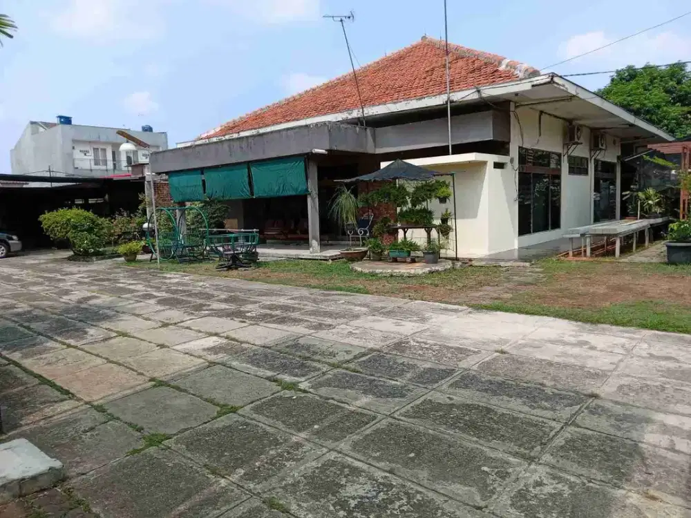Dijual Lahan ada Bangunan Cocok untuk Hunian atau Cluster di Pancoran Jakarta