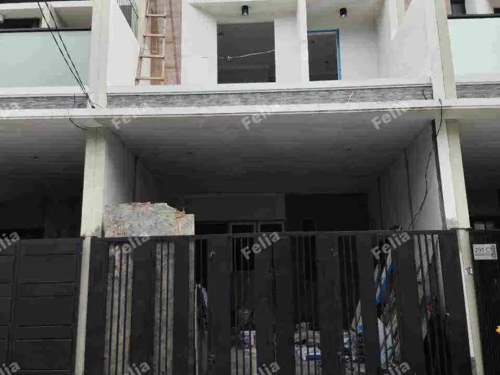 Dekat plaza marina‼️Rumah baru 2 lantai sidoaermo pdk