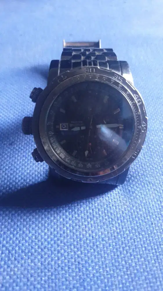 Jam tangan merk Expedirion