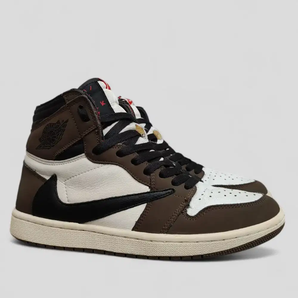 Air Jordan 1 High Travis Scott Mocha