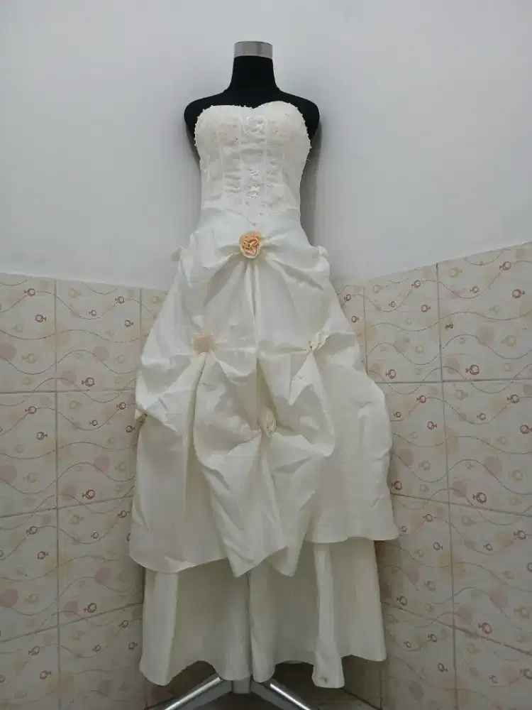 Gaun Pengantin Wedding Dress 002 di Jogja Citymewa