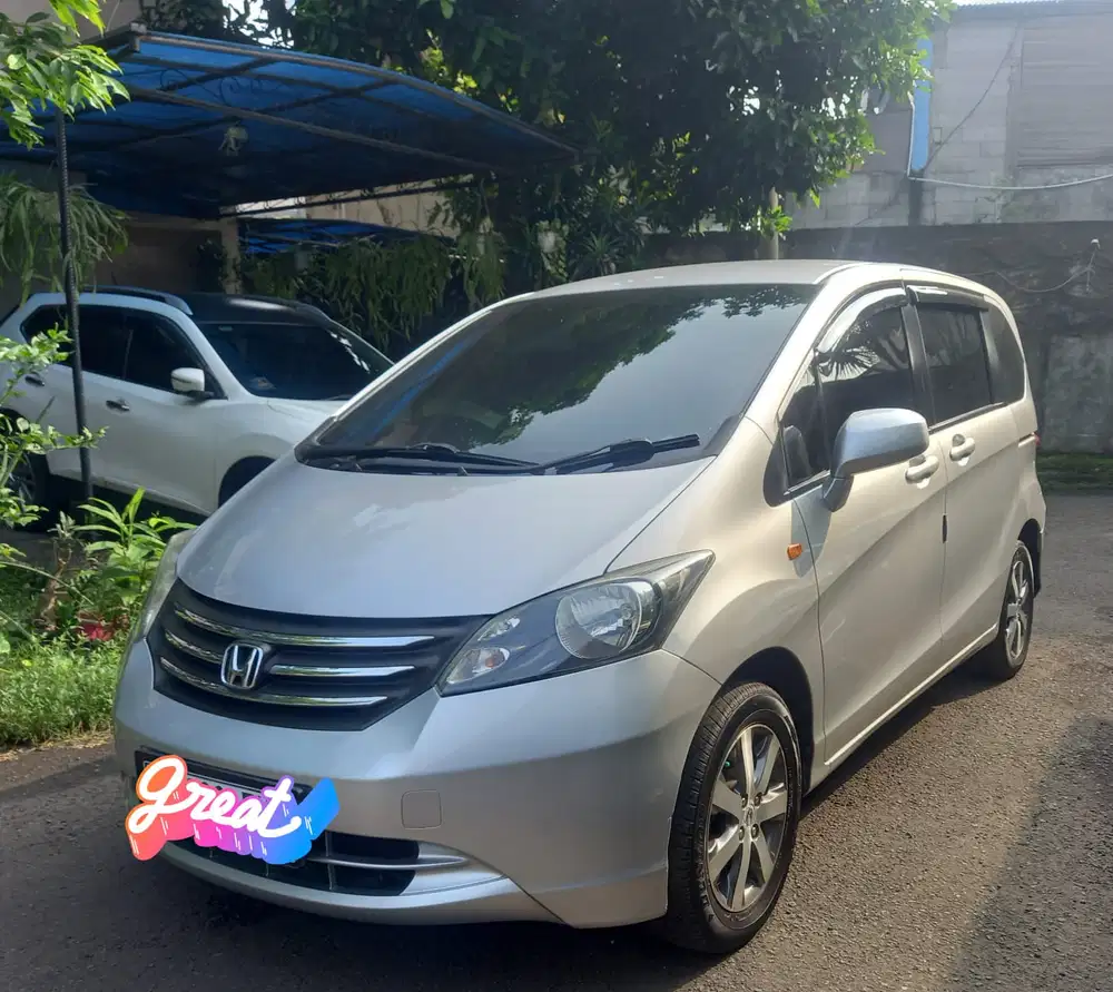 Honda Freed 2010 Bensin