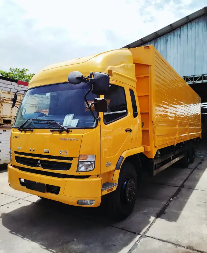 MITSUBISHI FUSO WINGBOX TRONTON 6X2 SUPER LONG 270PS WING BOX LOHAN