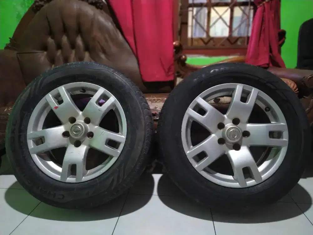 Di jual velg nisan thn 2011