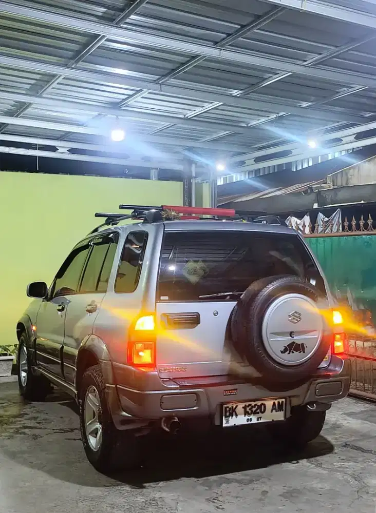 Suzuki Grand escudo 2003 Bensin