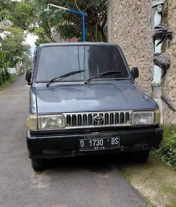 Toyota Kijang 1989 Bensin