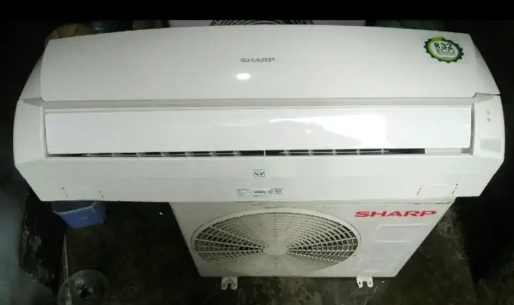 ac sharp 1/2pk r32pk ori garansi