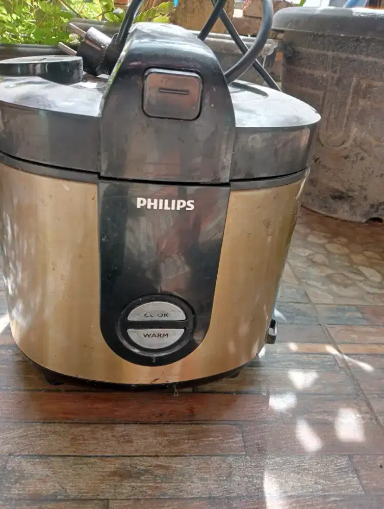 Rice cooker bekas