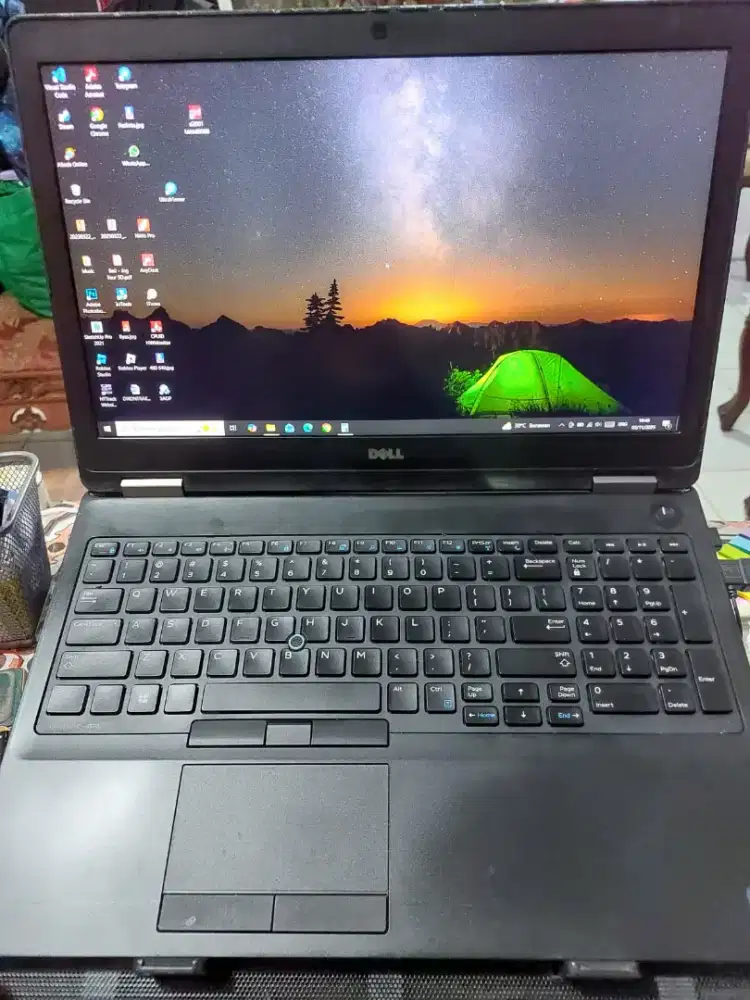 Laptop Dell E5570