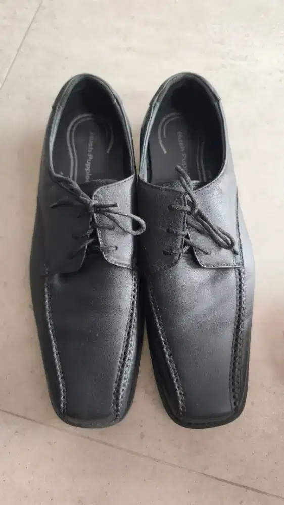 Sepatu Pria HUSH PUPPIES